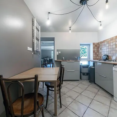 Vakantiehuis La Cure - Grande Maison De Campagne Proche De La Sioule