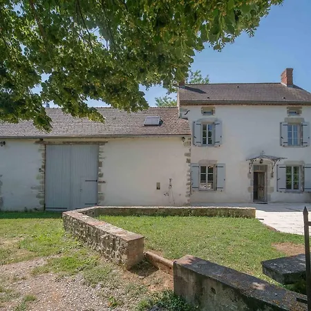 Vakantiehuis La Cure - Grande Maison De Campagne Proche De La Sioule Saint-Germain-de-Salles