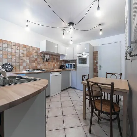 Vakantiehuis La Cure - Grande Maison De Campagne Proche De La Sioule